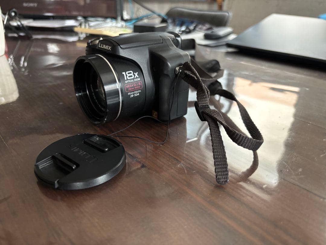 値下げ‼️ Panasonic DMC-FZ18 デジタルカメラ