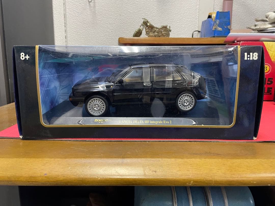 ランチアデルタ　インテグラーレ