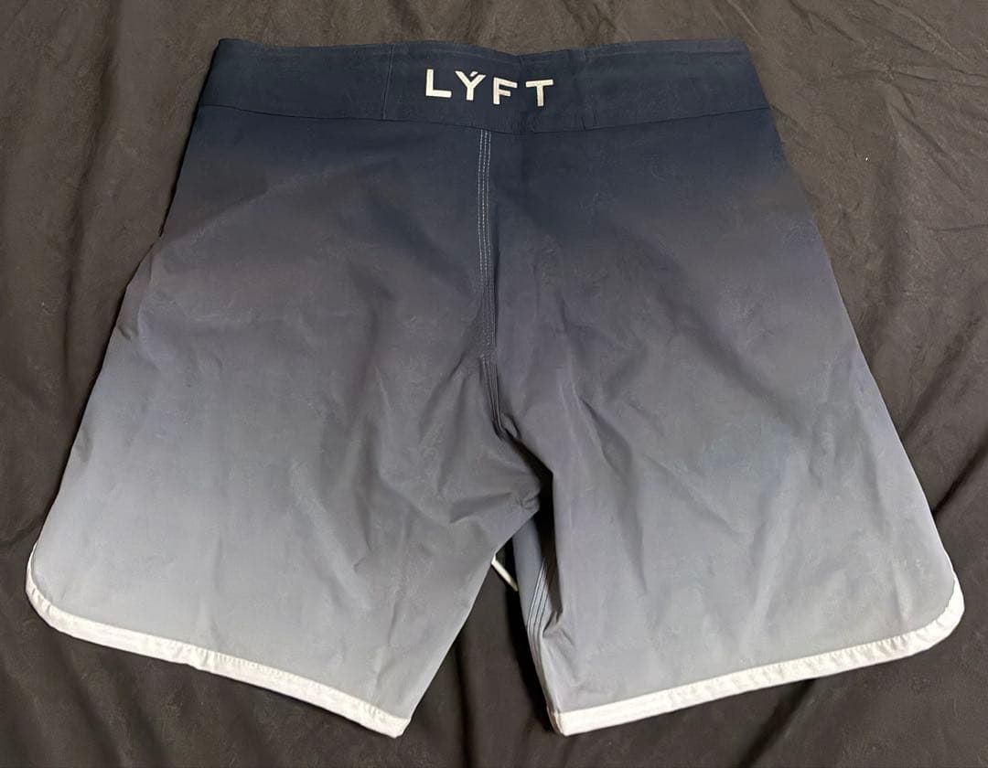 LYFT グラデーションショートパンツ