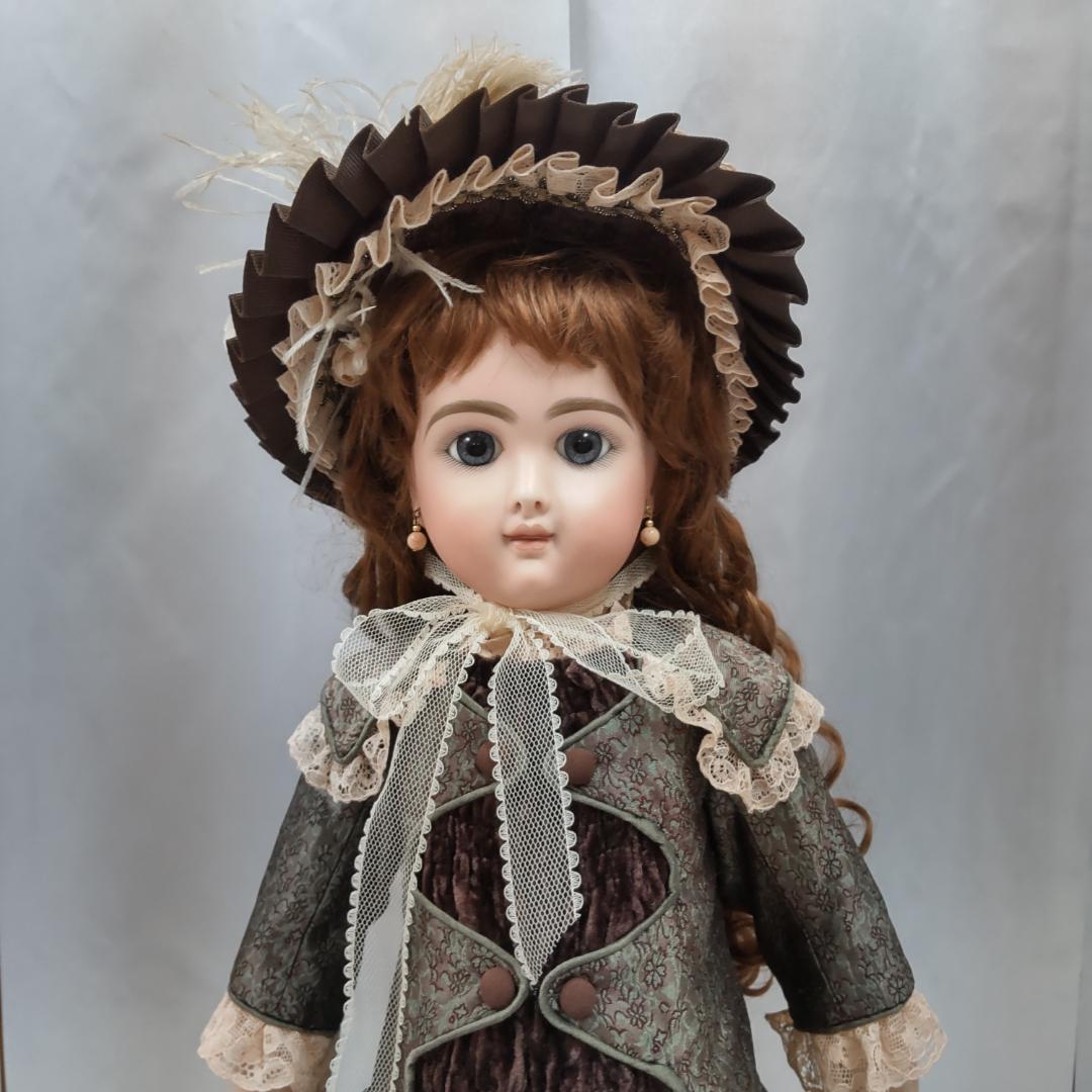ベベフルール　アンティークドール　リプロ　作家　大きい人形