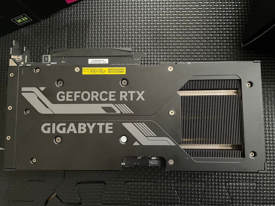 グラフィックボード・グラボ・ビデオカード GIGABYTE GEFORCE RTX 4070 WINDFORCE OC