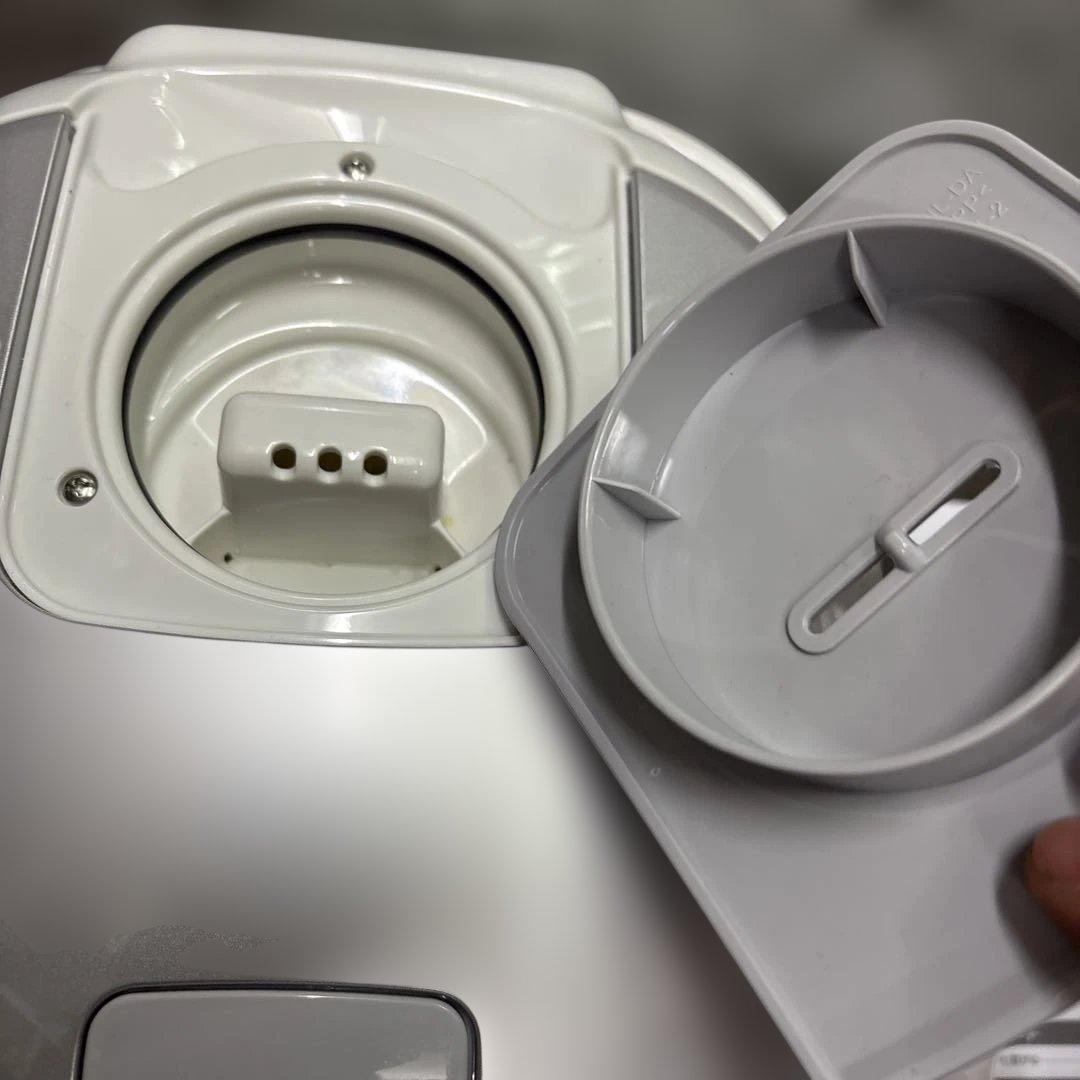 美品　象印 NL-DB10-WA 炊飯器 2025年製