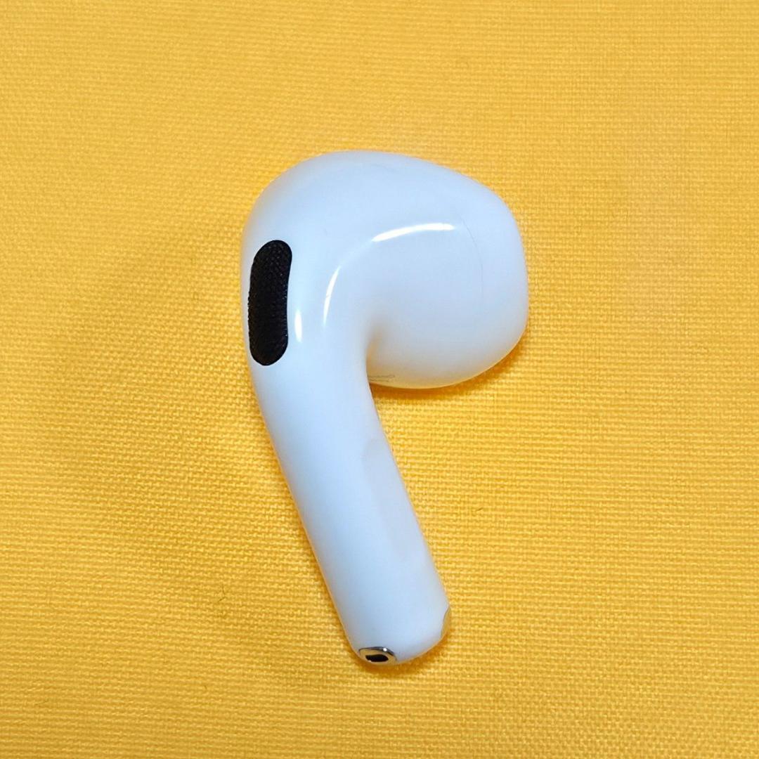 美品！AirPods4 第四世代 右耳 ノイズキャンセリング A3055 ANC
