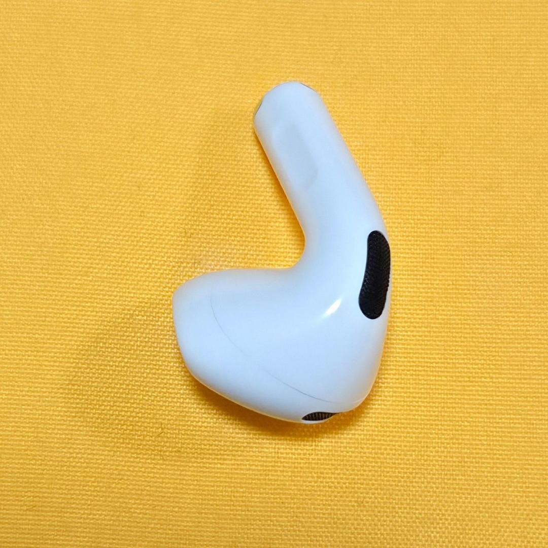 美品！AirPods4 第四世代 右耳 ノイズキャンセリング A3055 ANC