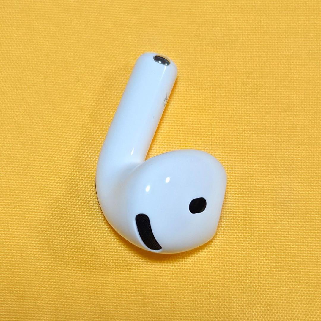 美品！AirPods4 第四世代 右耳 ノイズキャンセリング A3055 ANC