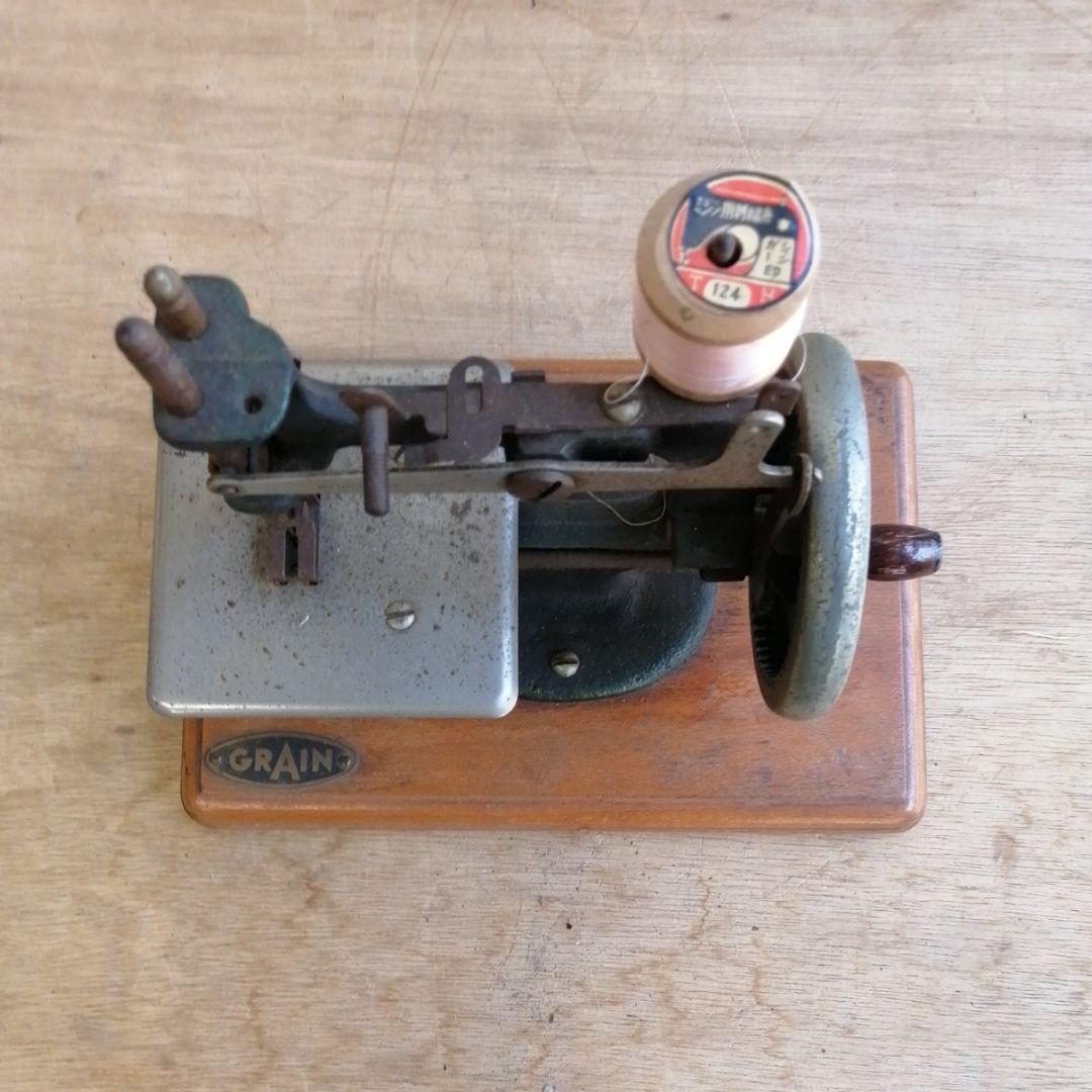 アンティーク　ミシン　イギリス　GRAND ミニ　手回し　オブジェ　ミシン