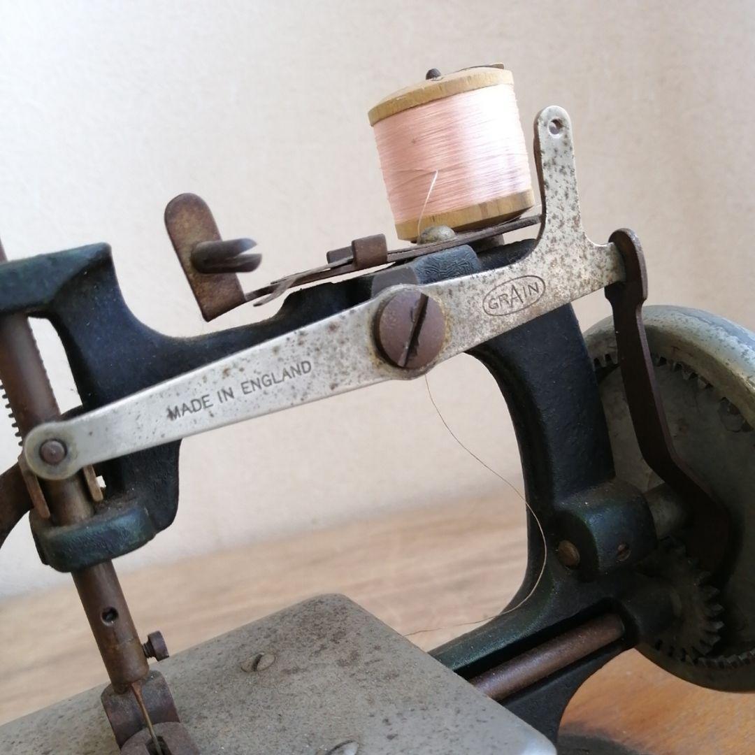 アンティーク　ミシン　イギリス　GRAND ミニ　手回し　オブジェ　ミシン