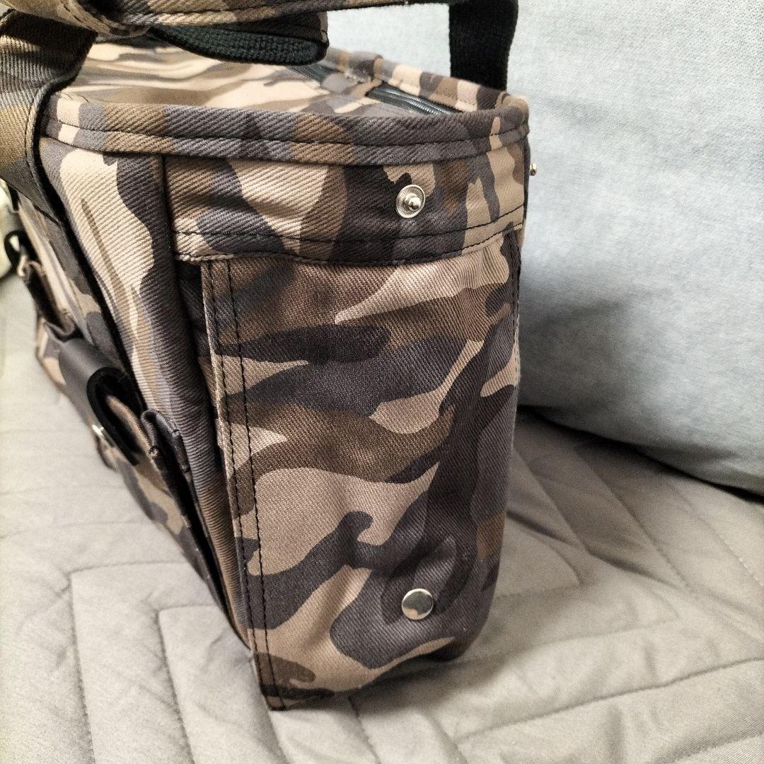 【未使用】Toto&Pal 迷彩柄キャリーバッグ　小型犬用