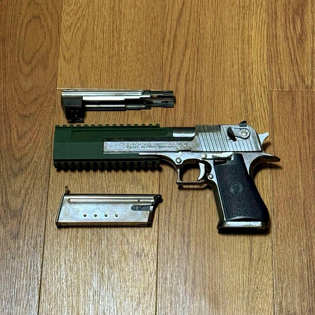 東京マルイ　旧式　デザートイーグル　ガスガン　カスタムパーツと元パーツ付き