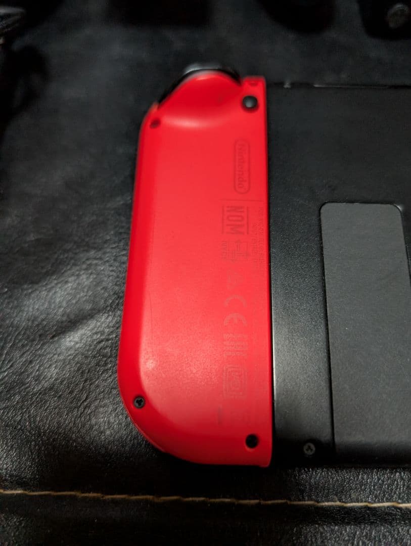 ゆ*り様 Nintendo Switch 青/赤 本体 充電器付き その他付属品