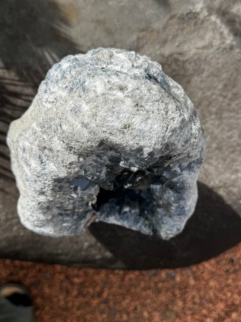 超巨大セレスタイトジオード　原石