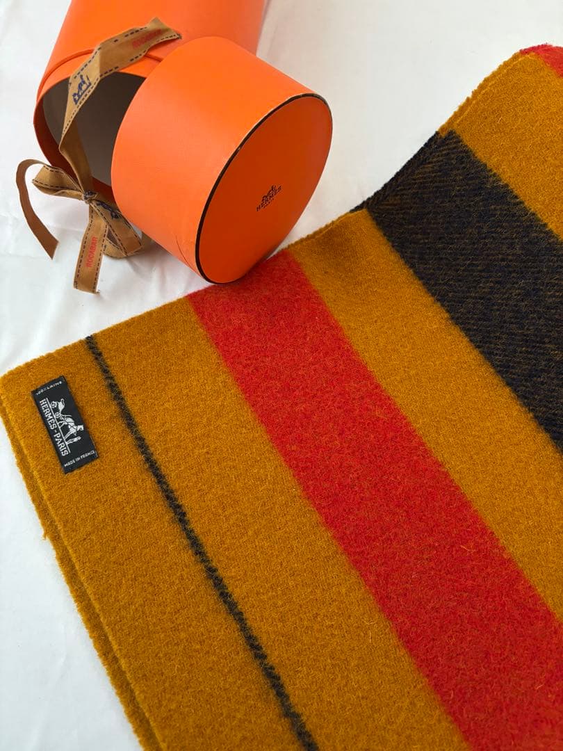 期間限定値下げ価格　新品未使用　エルメス　ロカバールマフラー