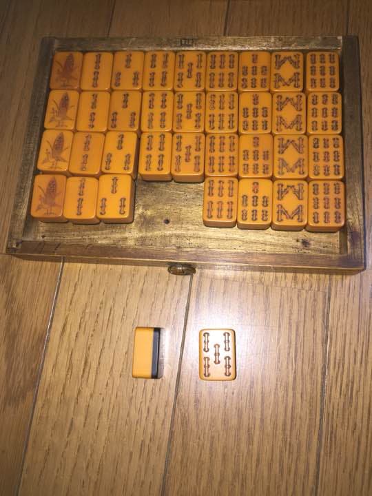 麻雀牌 木箱付き