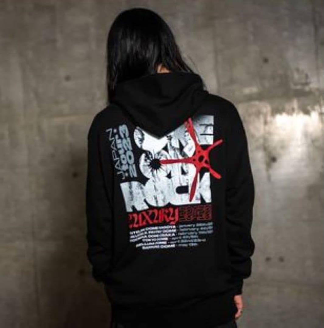 本日限りセール　ONE OK ROCK ロゴ入りプルオーバーパーカー