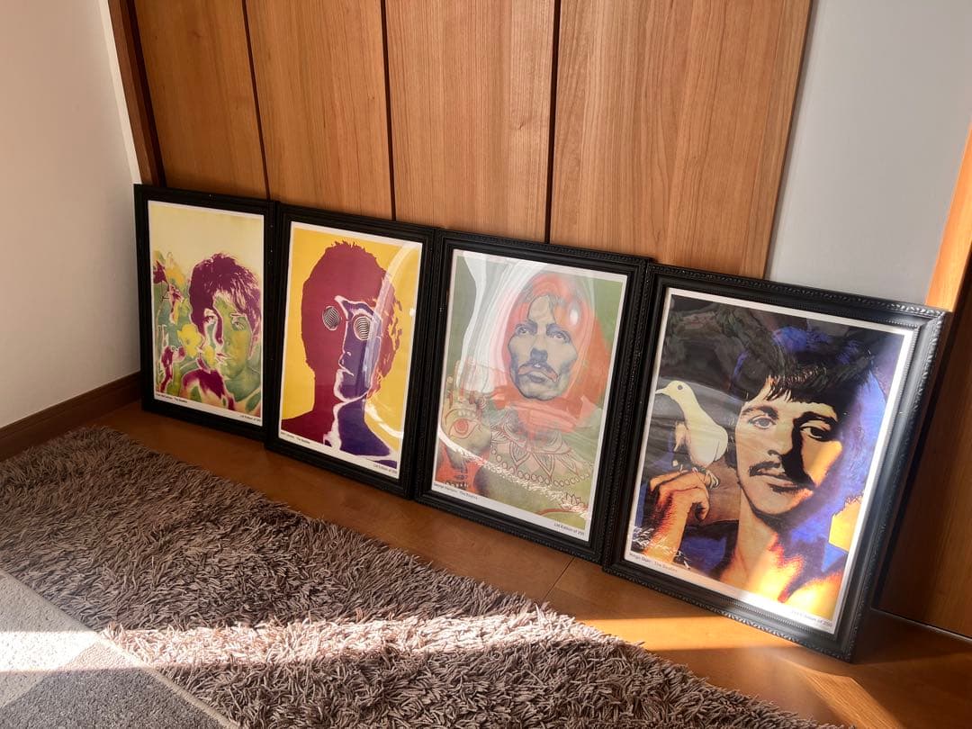 The Beatles メンバー全員の限定ポスター