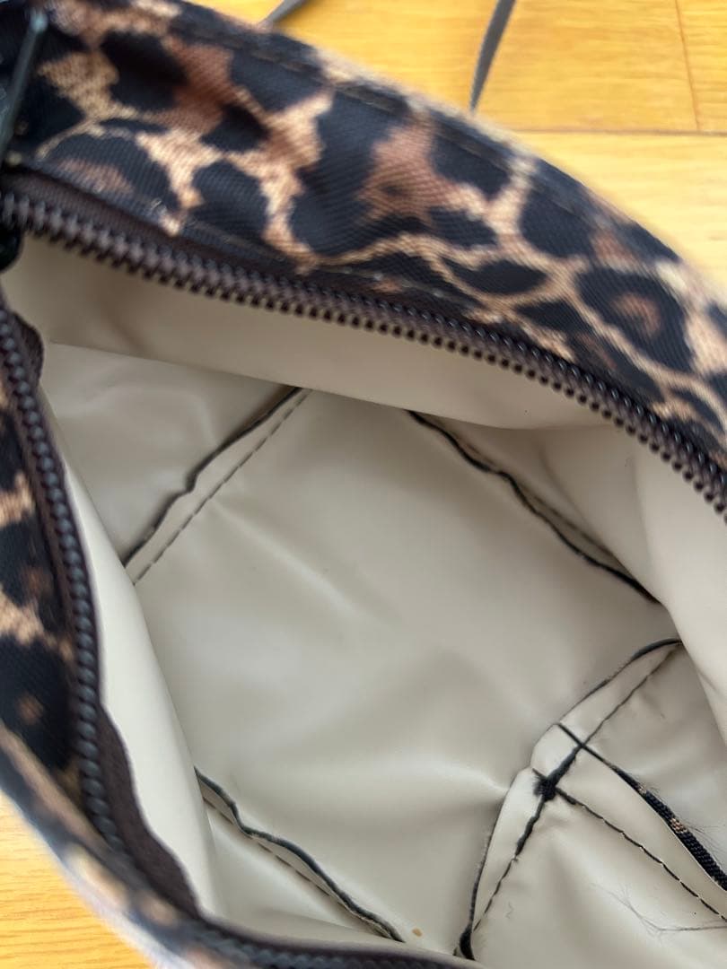 エルベシャプリエ ヒョウ柄 レオパード ミニショルダーバッグ ポシェット