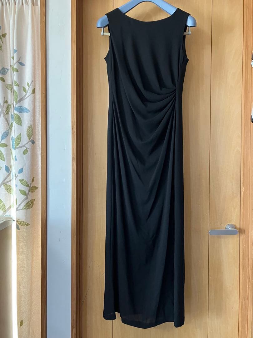 美品東京ソワール黒いドレープマキシドレス　１１号