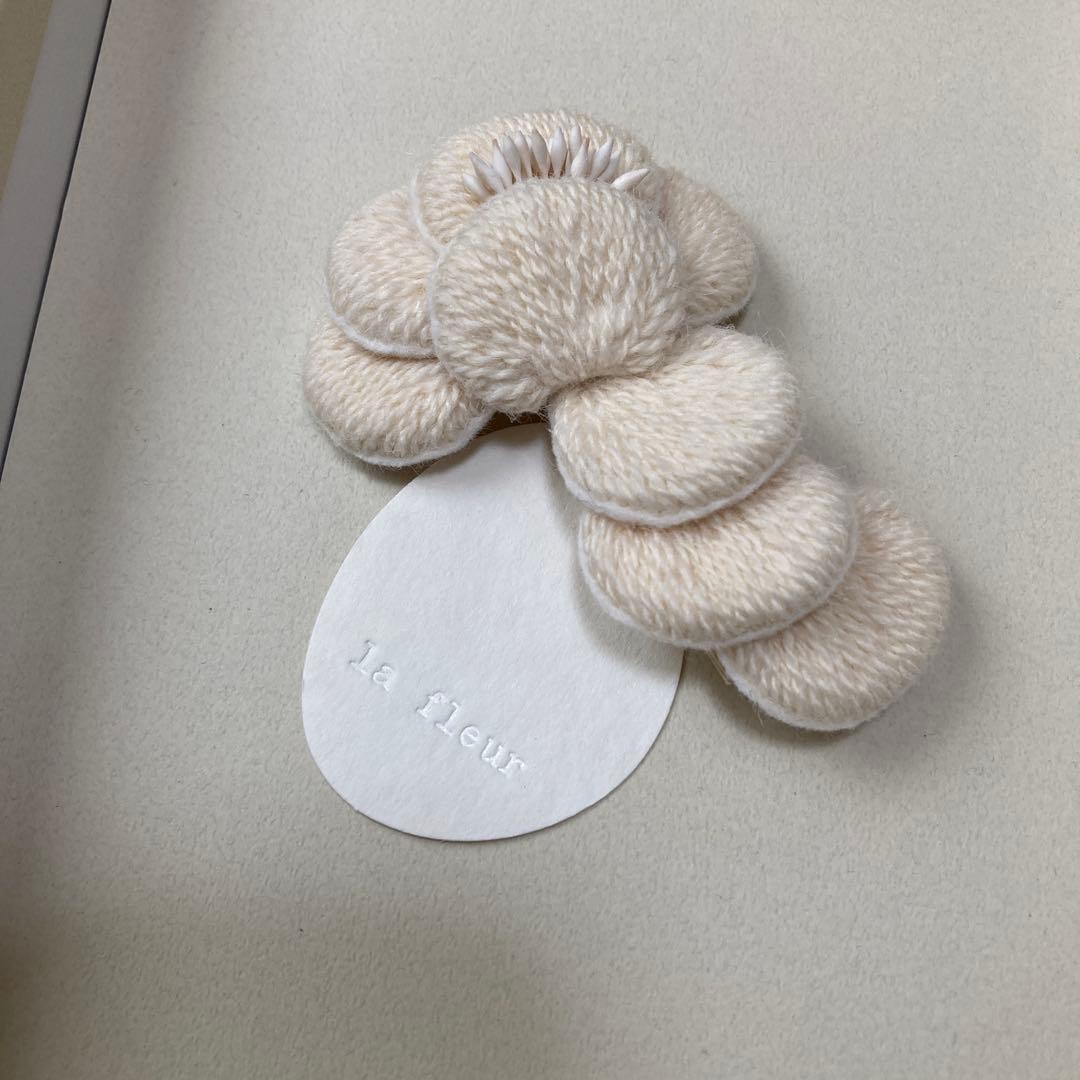 la fleur ミナペルホネン カメリア ブローチ