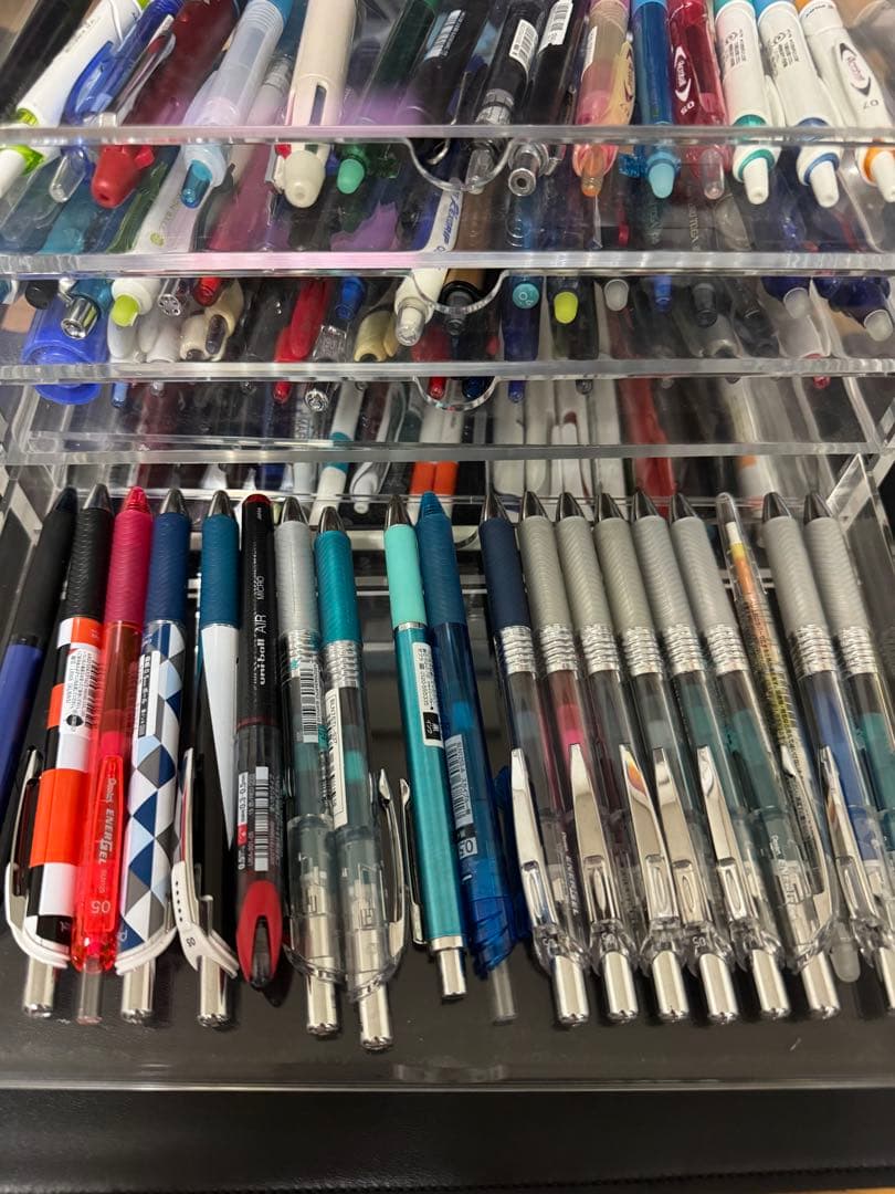 ペン類まとめ売り ケースつき