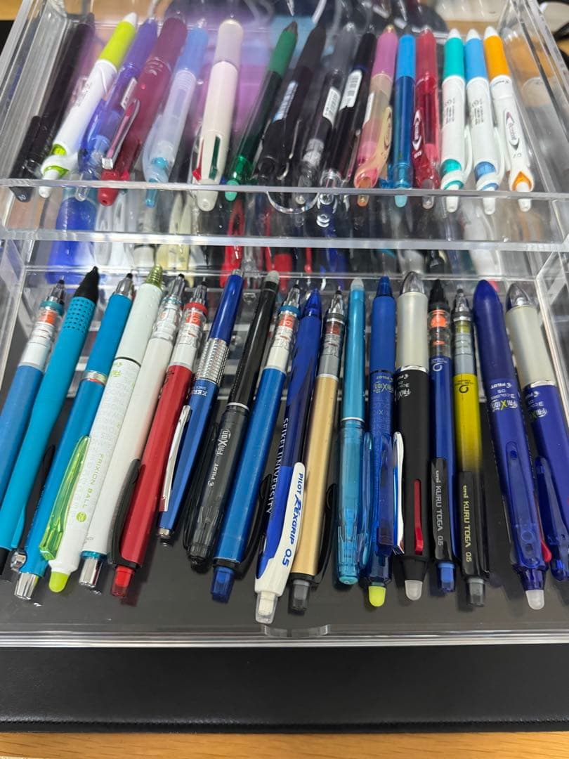 ペン類まとめ売り ケースつき