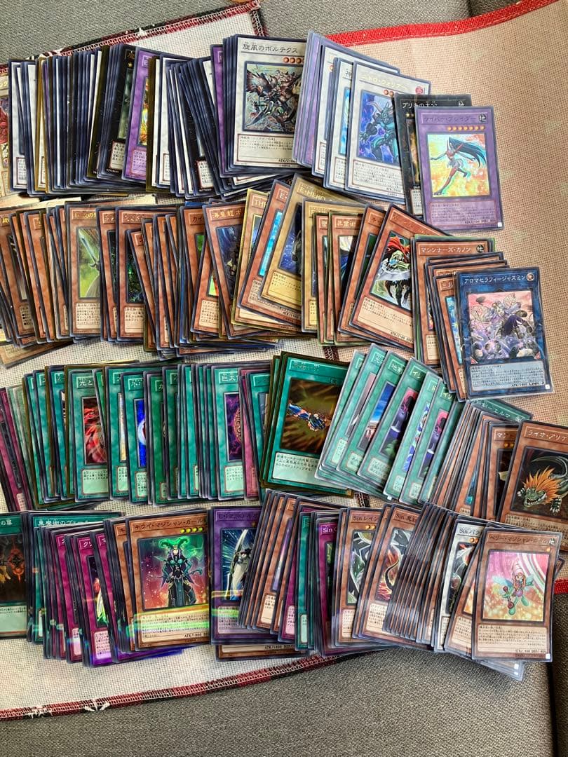 遊戯王　スリーブ、デッキ、未開封パックなど