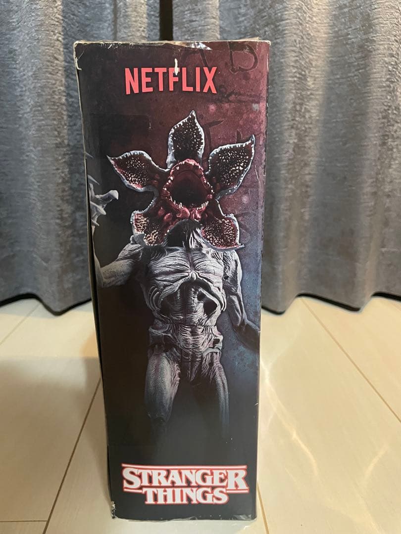 stranger things デモゴルゴン　フィギュア マクファーレントイズ