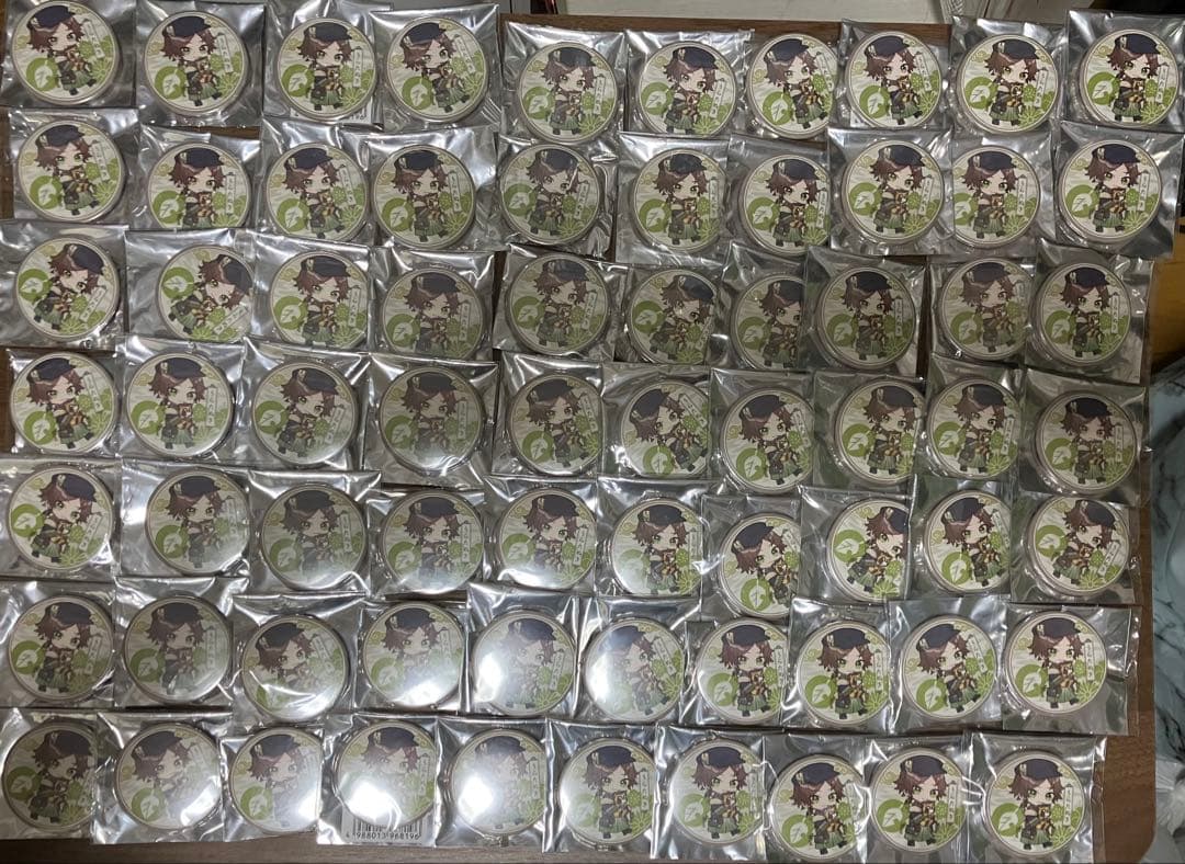 うらたぬき 春ツ 2022 缶バッジ