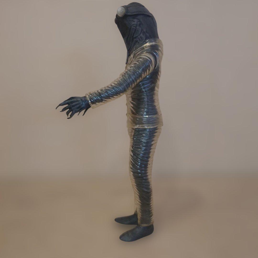 エクスプラス大怪獣シリーズ セミ人間 白黒版 美品 隕石付　 箱なし