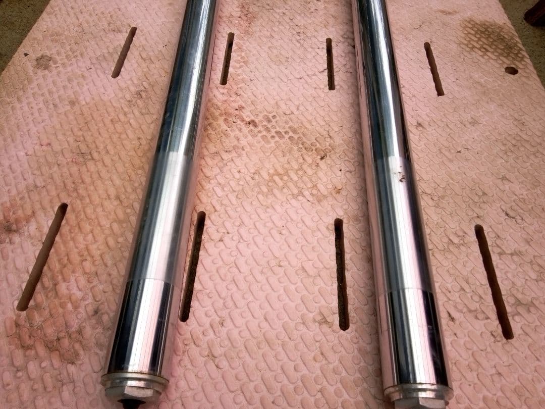 YAMAHA　TT250R フロントサスペンション