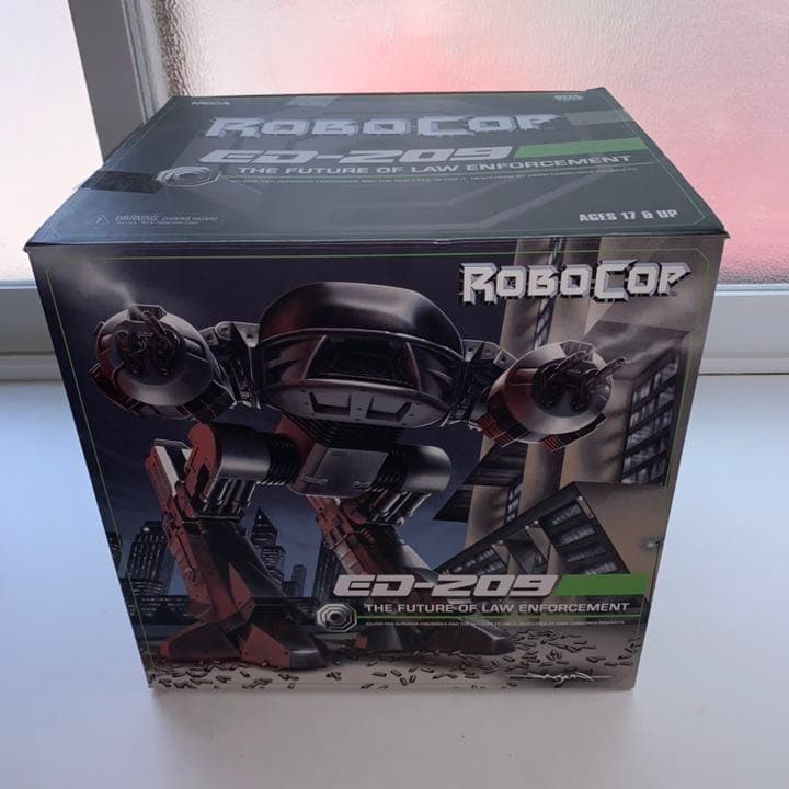 neca ed-209 with sound トーキング