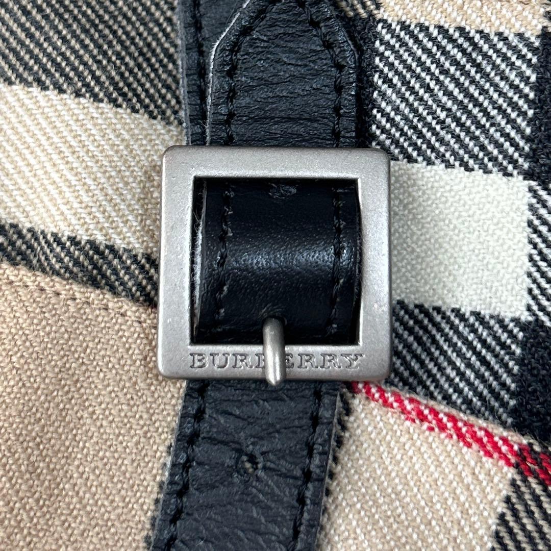 クリーニング済み美品バーバリー ノバチェック巻きスカート風プリーツスカート150