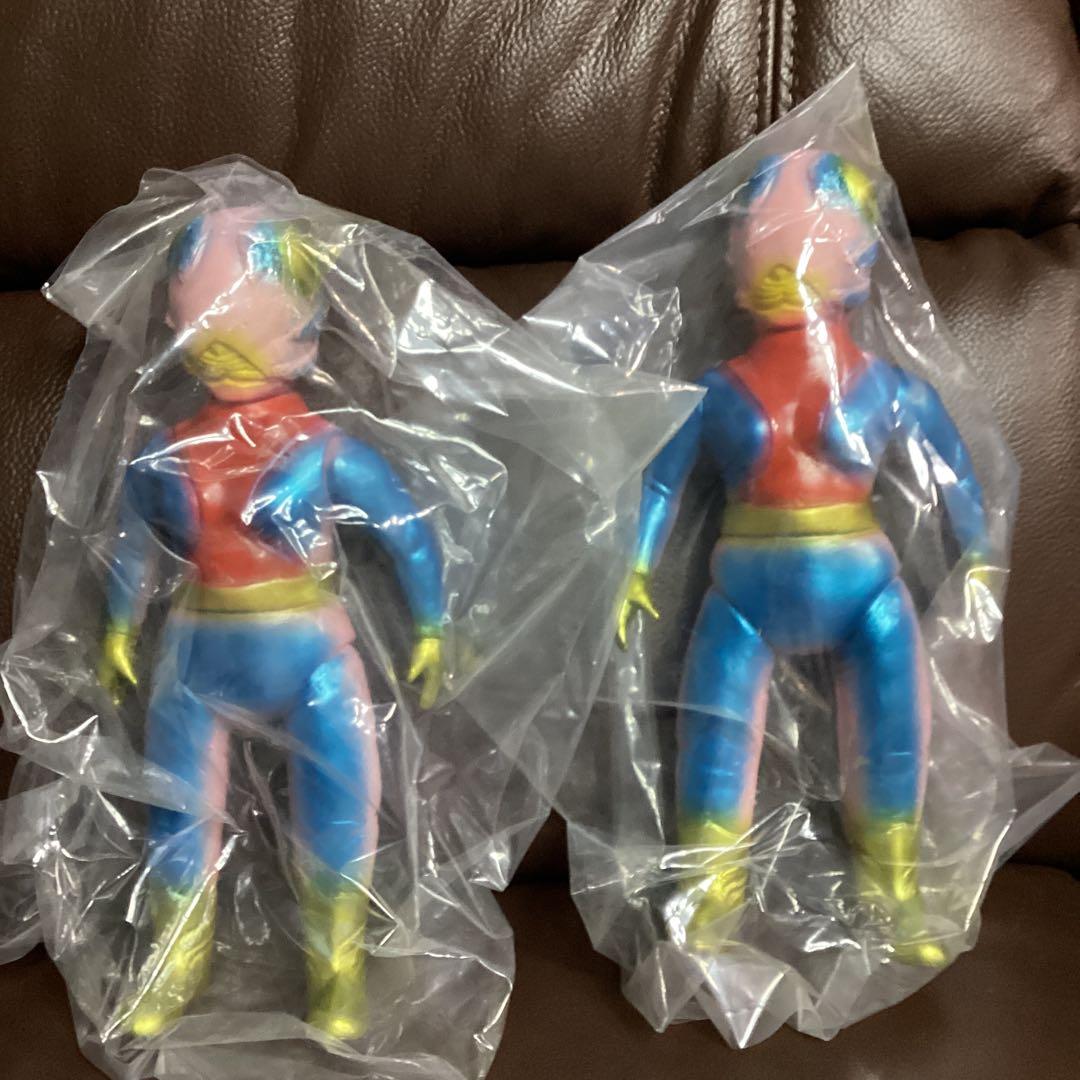 ベアモデル　ピット星人　ピンク成形色　メーカー塗装　２体セット