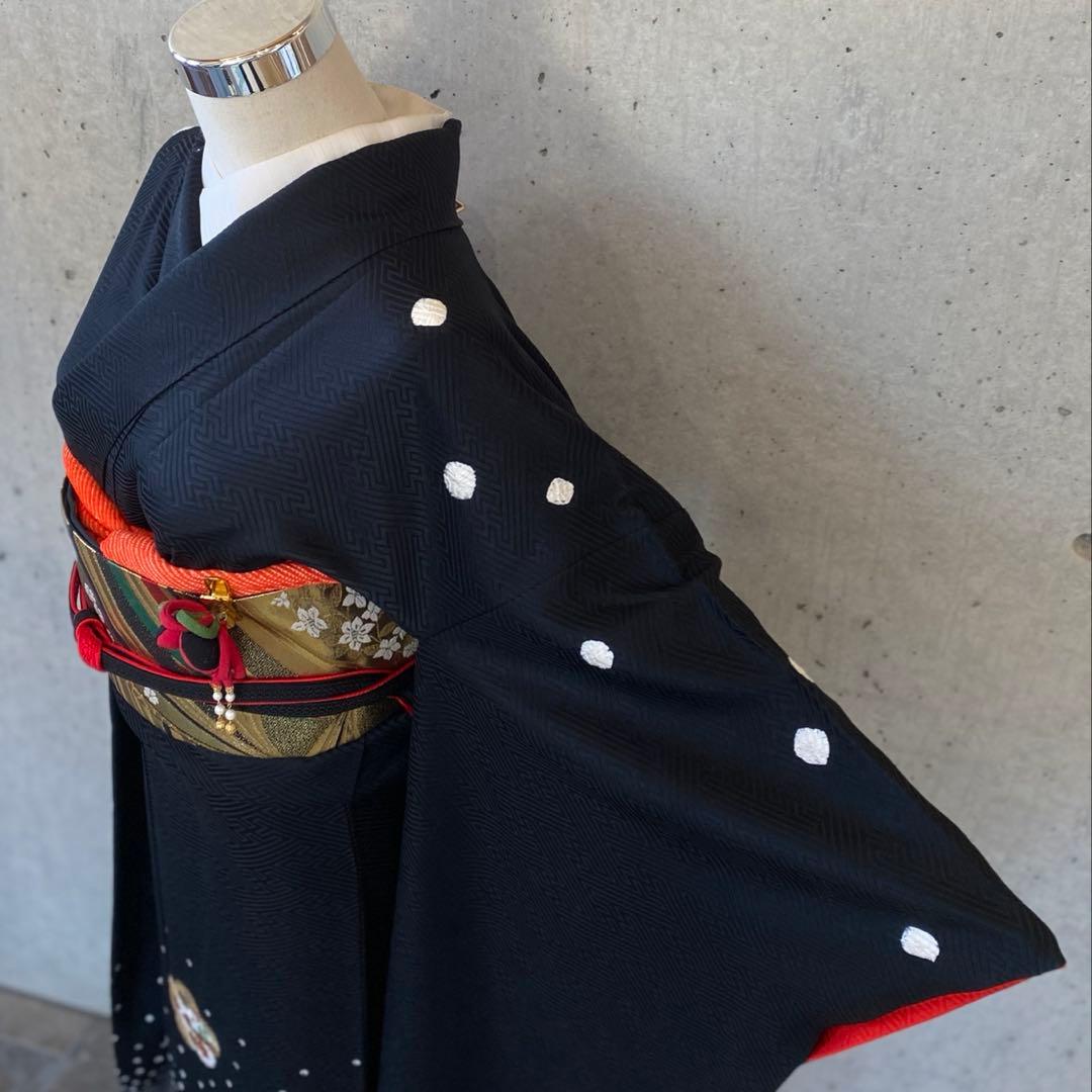正絹　振袖　絞り　一部刺繍　ガード　黒　袷