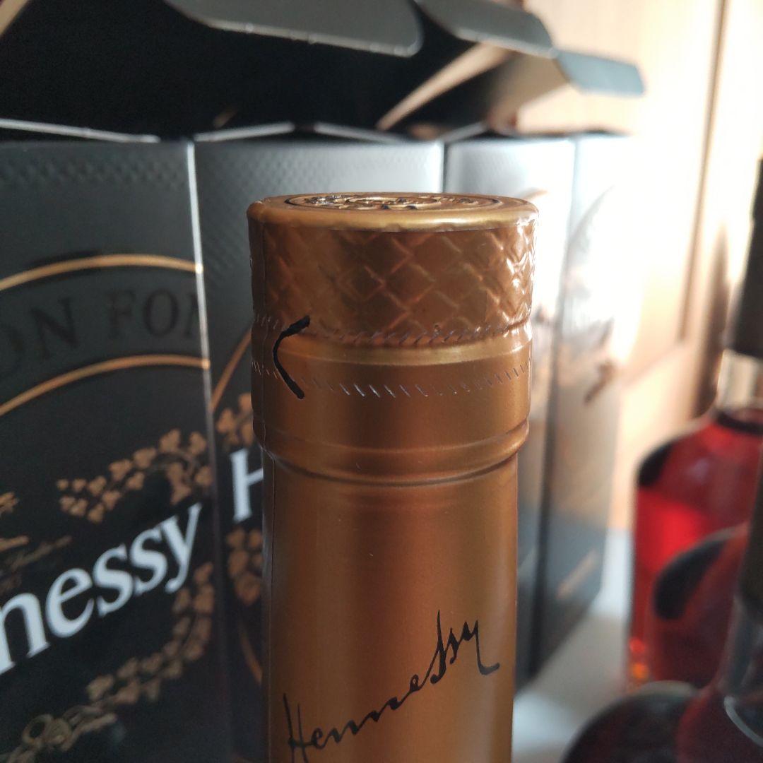Hennessy VS コニャック 4本セット 箱付き　700ml 40％