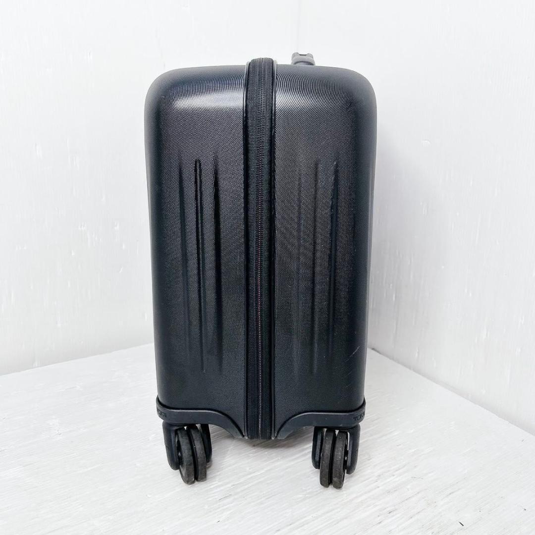 TUMI トゥミ V3 228004D 4輪 キャリーケーストランクスーツケース