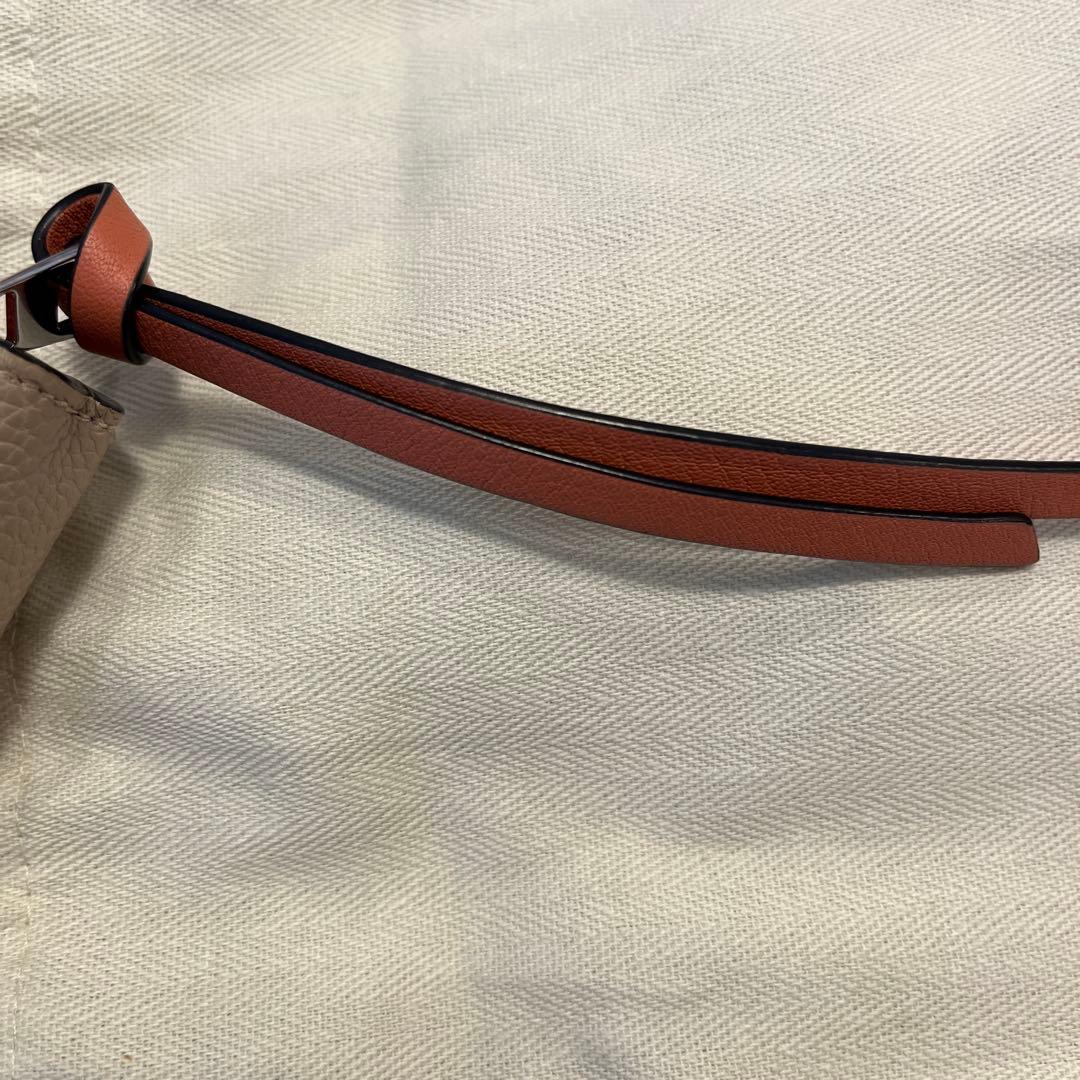 ロエベ　コンパクト ジップウォレット　ソフトグレインカーフ