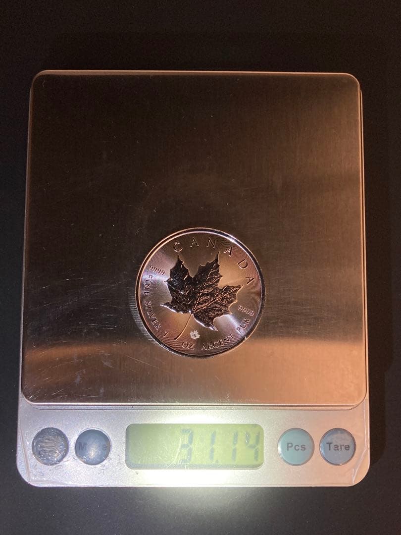 《カナダ》メイプルリーフ5ドル銀貨(2022年) ※小キズあり