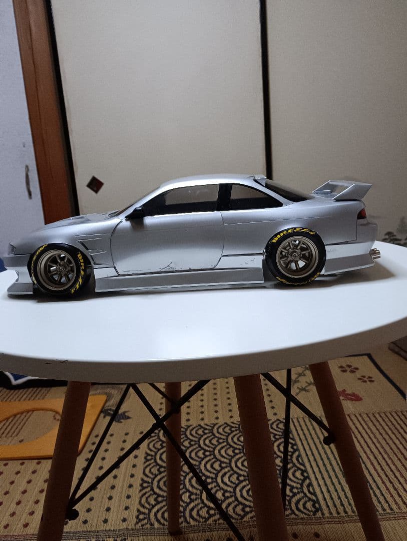 オ*ん様 S14シルビア（後期)ボディー　前後ブリスターフェンダー仕様 1/10