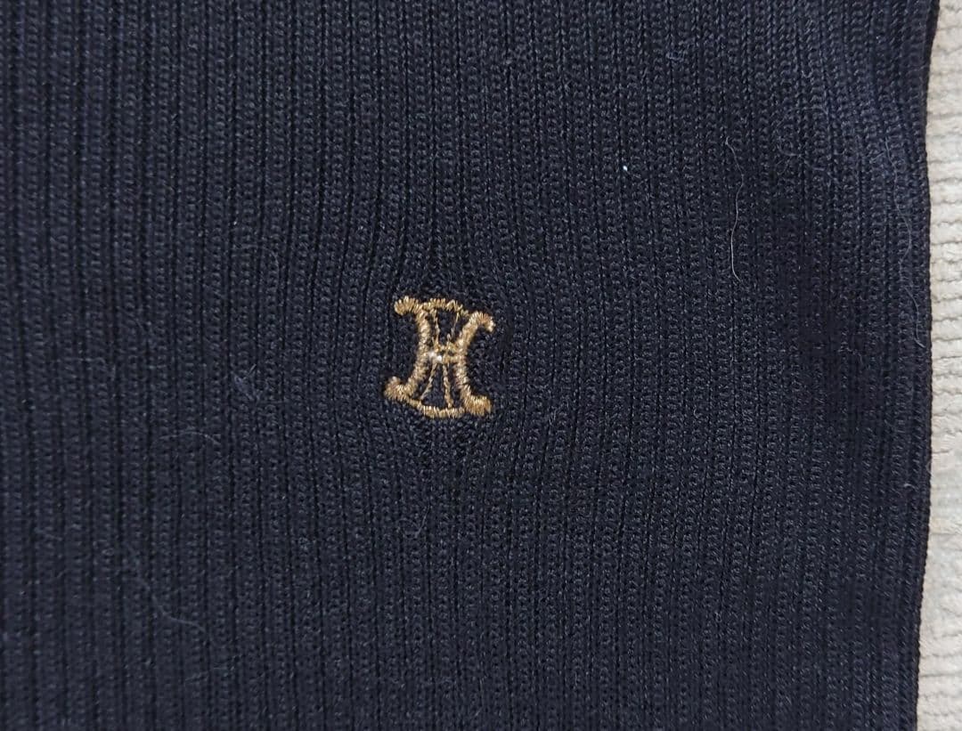 セリーヌ　　タンクトップ　リブニット　イタリー製　黒　ゴールドライン