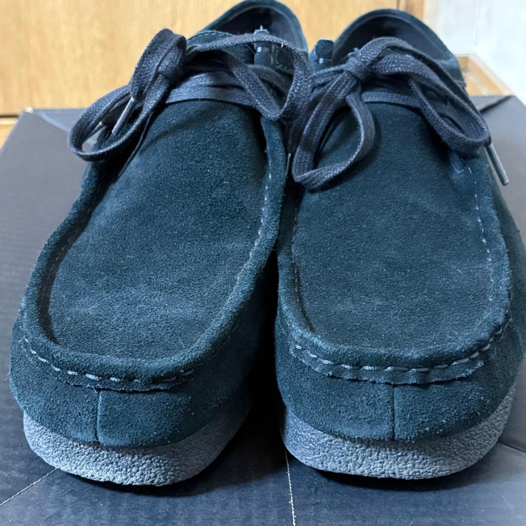 Clarks ワラビー エヴォウォータープルーフ　（ブラックスエード）