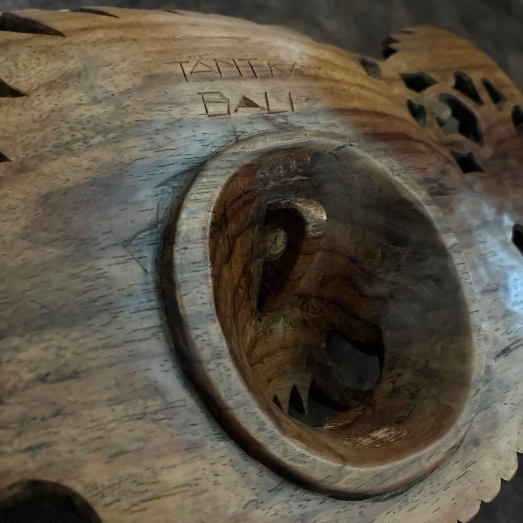 聖獣 バロン バリ島 手彫り 木彫 エスニック　壁掛け　魔除け　長さ31㎝