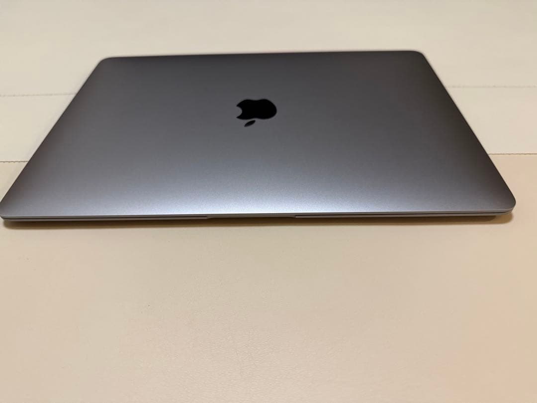 MacBook Air 本体 スペースグレー M1モデル8GB (US配列)