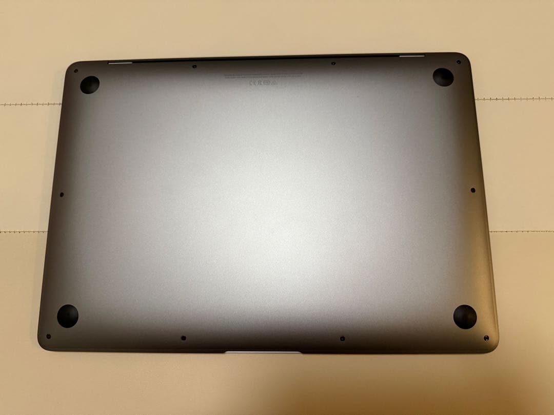 MacBook Air 本体 スペースグレー M1モデル8GB (US配列)