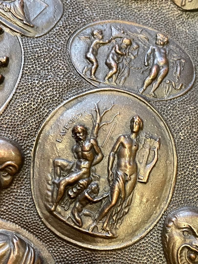 19世紀　アンティーク　ギリシャ　ローマ帝国　神話的な　壁掛　プレート