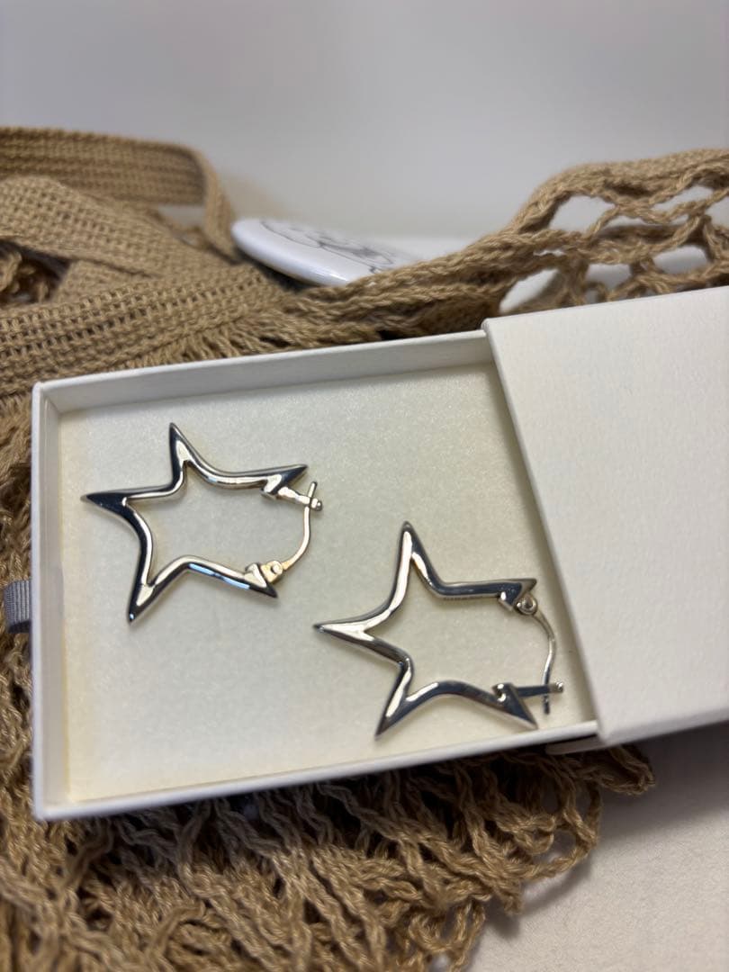 【人気】chieko+ チエコ open star pierce シルバー