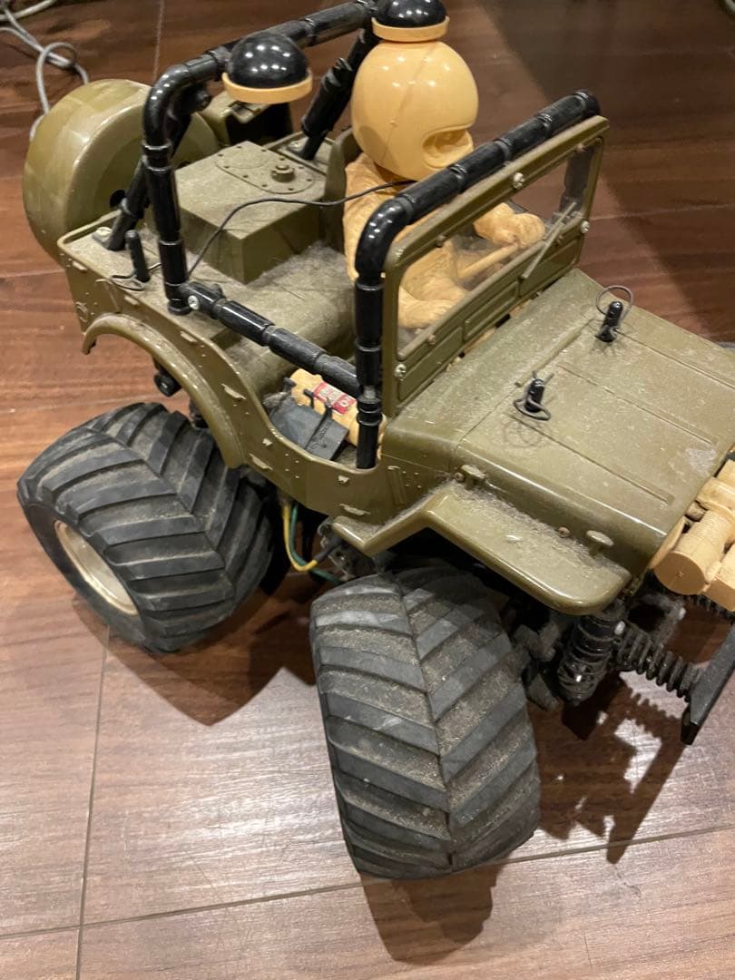 タミヤ？オフロードラジコンカー トリガー式リモコン付き　動作未確認