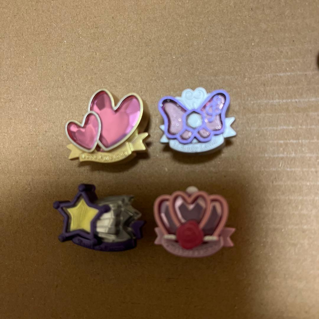 たまデコピアスです。