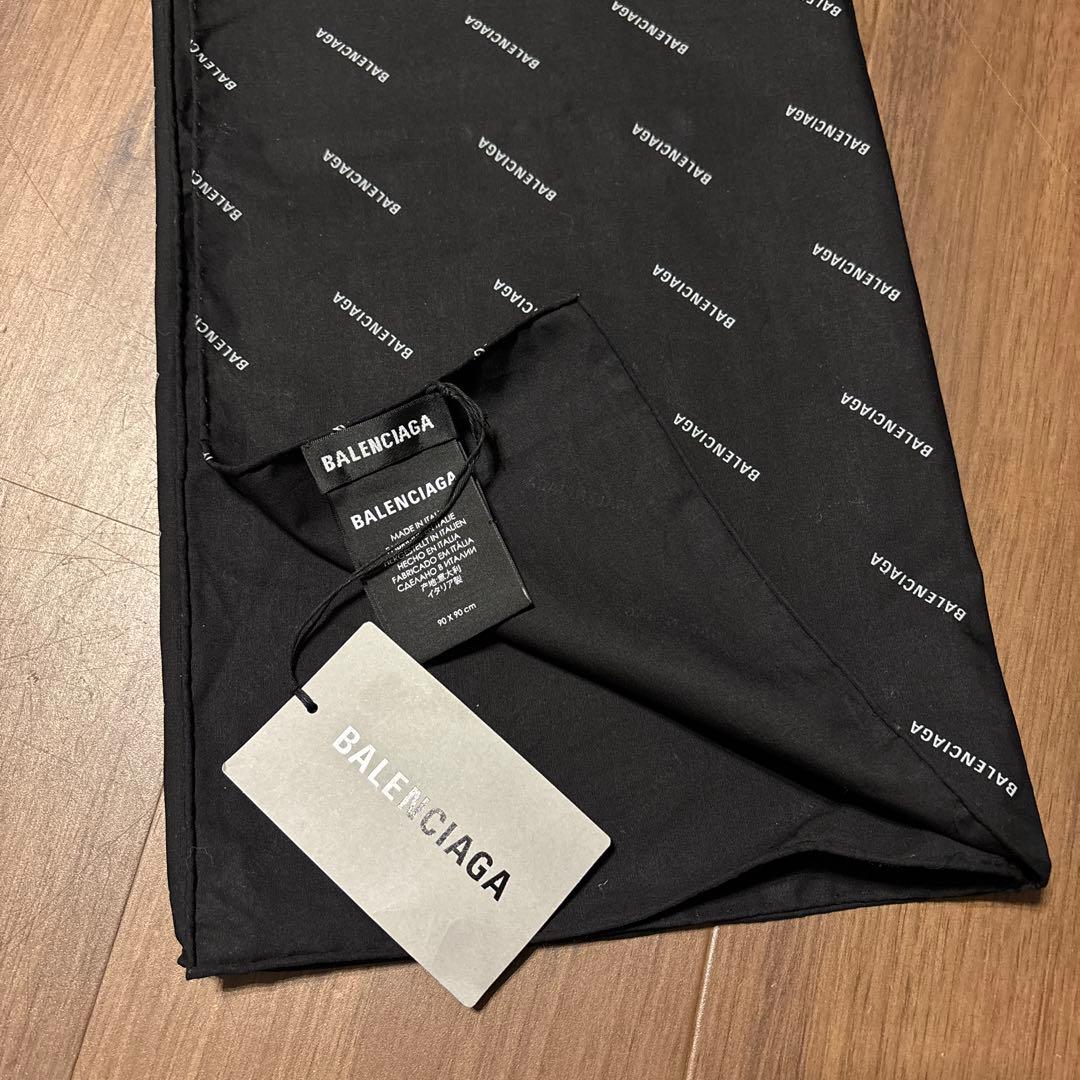 【新品未使用タグ付き】バレンシアガ 　BALENCIAGA ロゴ入り　スカーフ