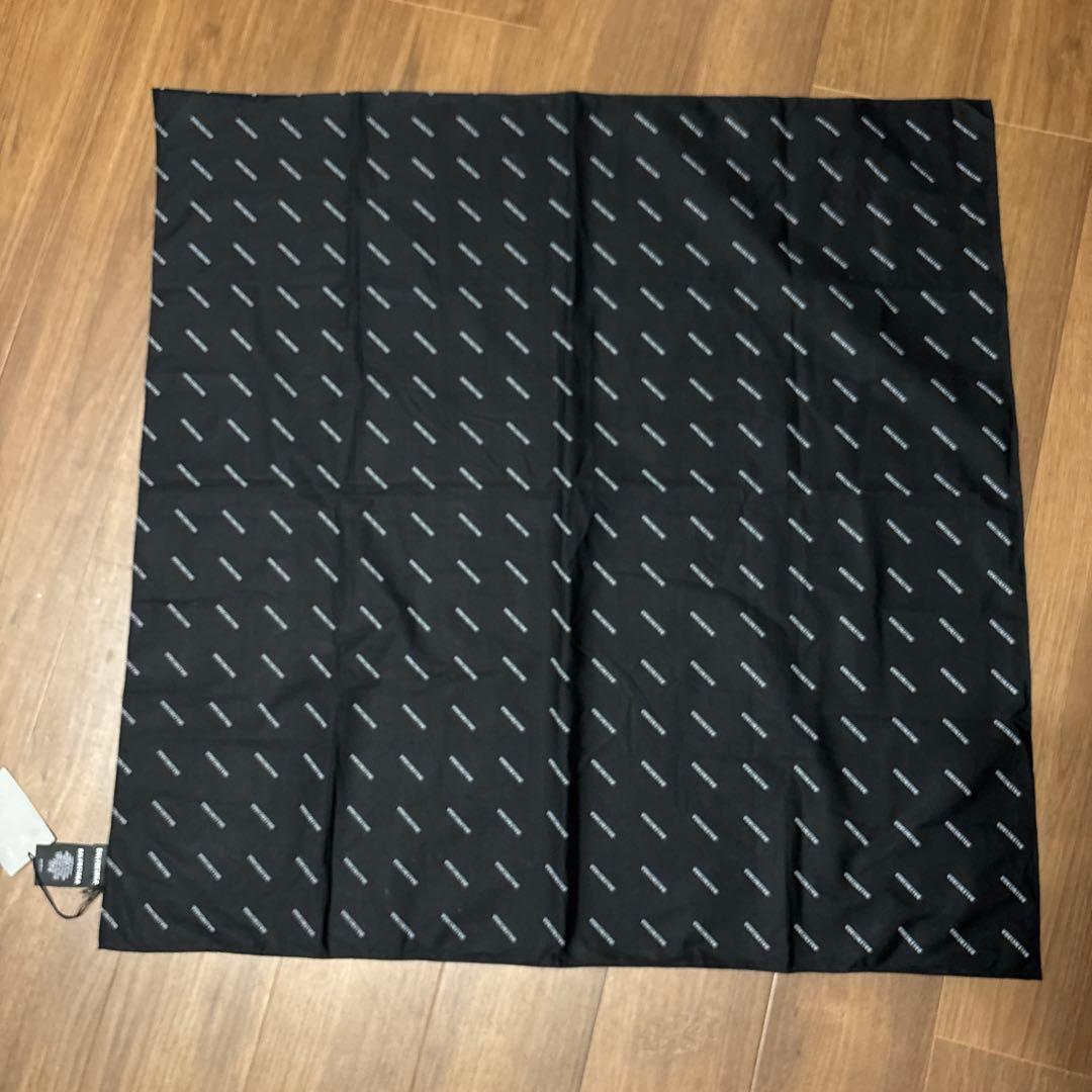 【新品未使用タグ付き】バレンシアガ 　BALENCIAGA ロゴ入り　スカーフ