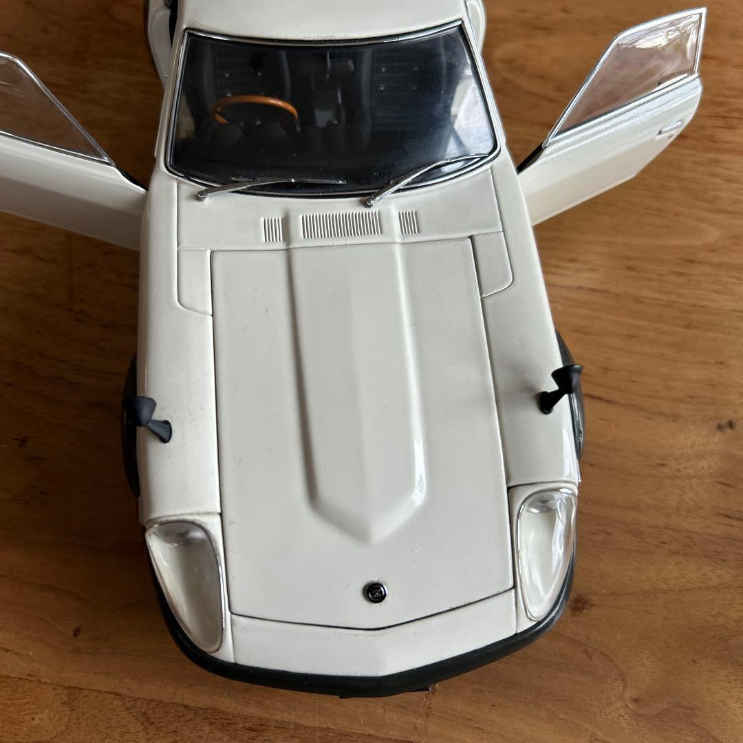 Fairlady Z ホワイト ミニカー 1/18 京商